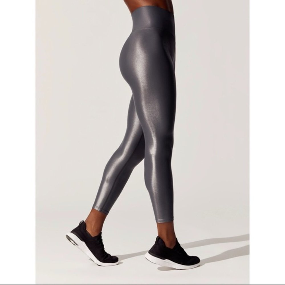 Carbon38 Shiny Gray Leggings